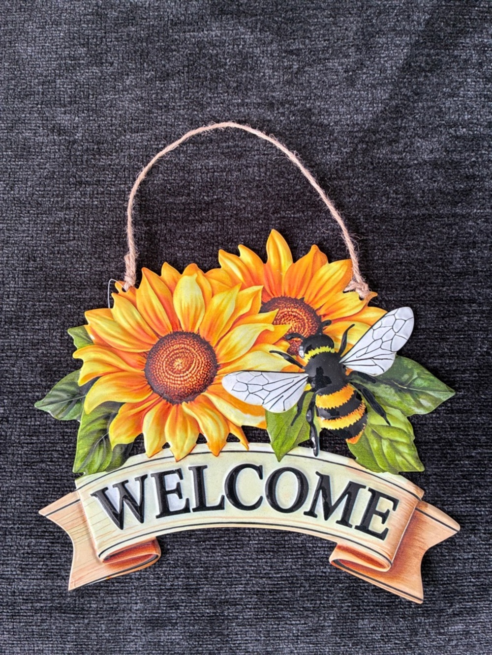 NWT- Sunflower & Bee Themed- Metal WELCOME Decor Sign 🐝 🌻